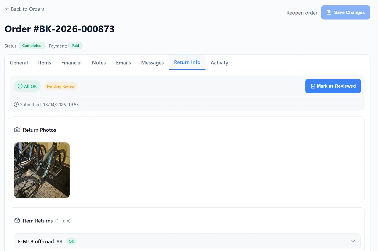 Return Info tab of a booking: all OK, pending review, return photos and item returns